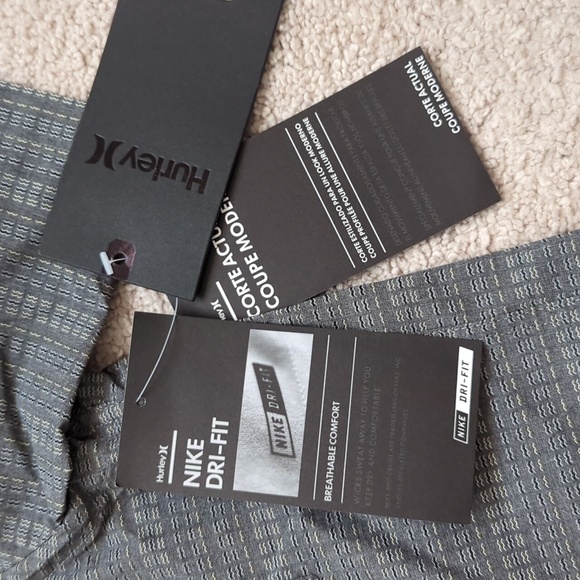 Hurley Men's shirt - Picture 4 of 6